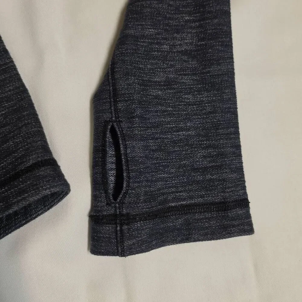 Lululemon Forme Jacket in a Slub Denim Inkwell color Size 10